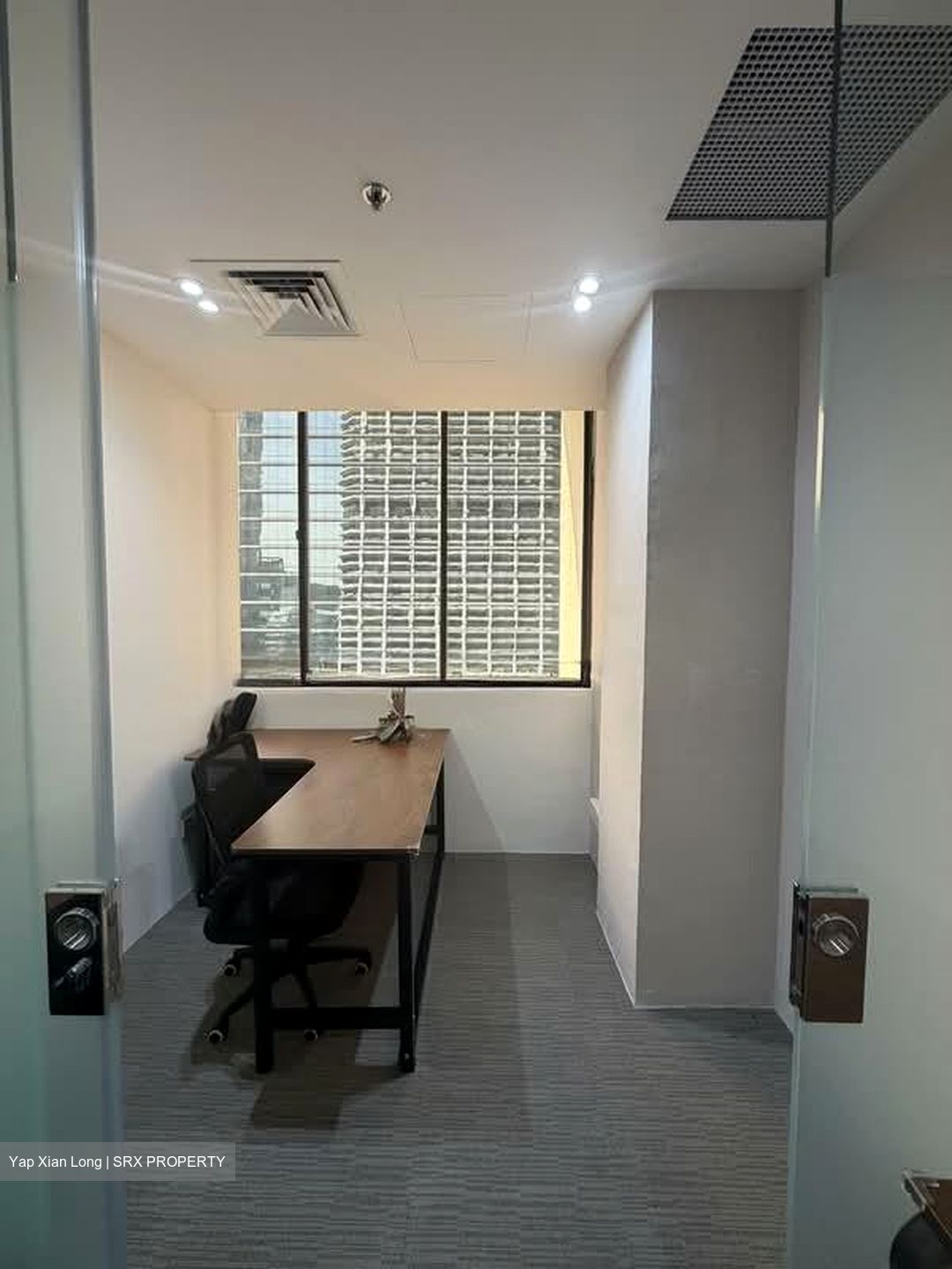 International Plaza (D2), Office #559130361
